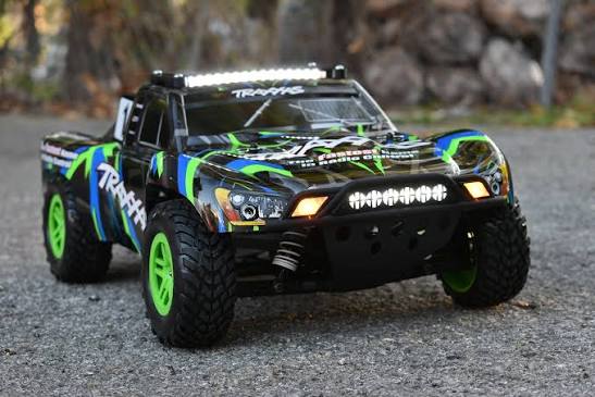 Traxxas Electric Slash 4x4 short course RC truck